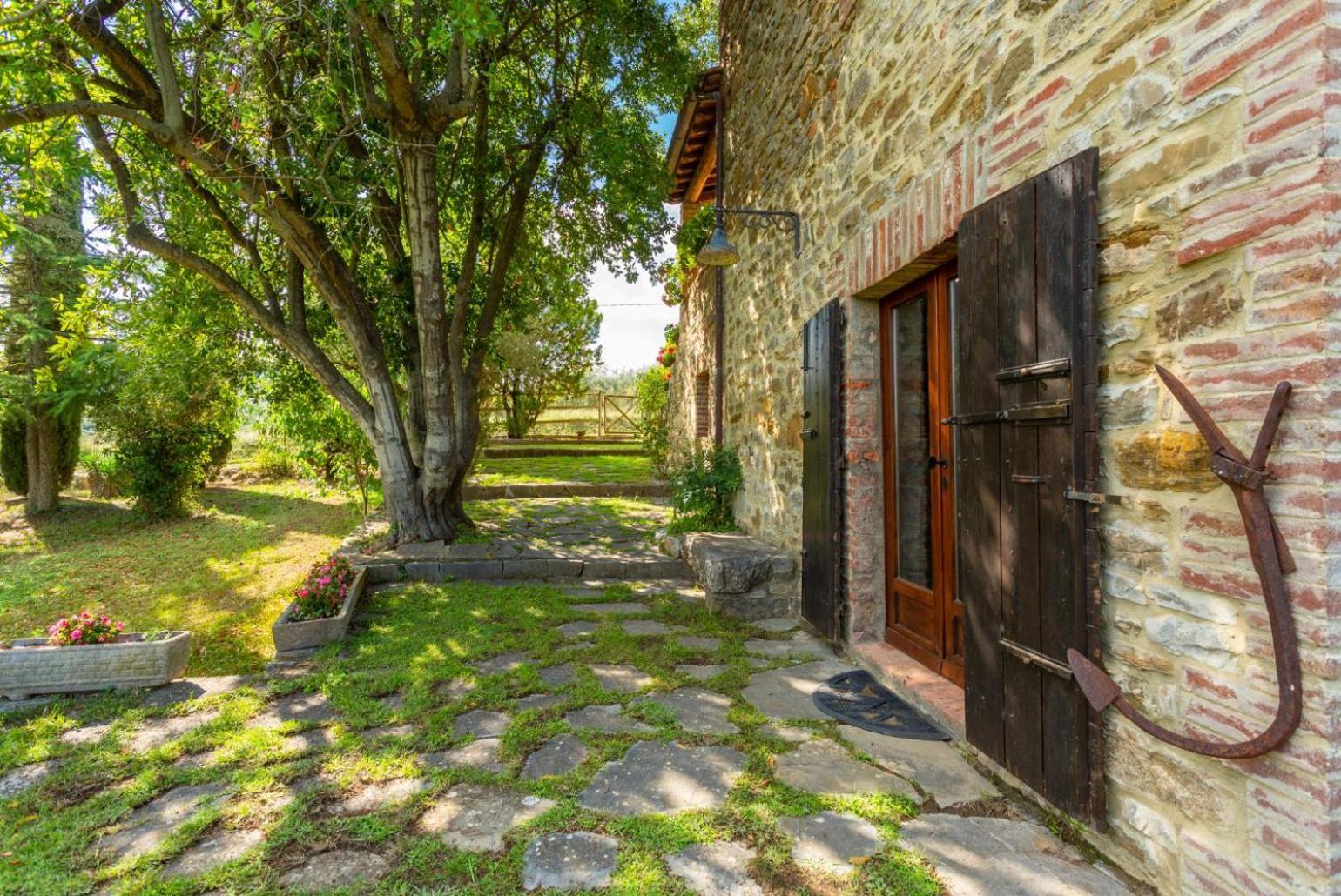 Villa Caporlese Терни Екстериор снимка